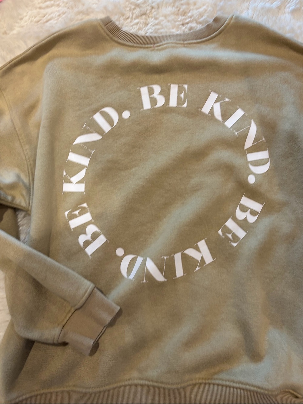 Womens 'Be Kind' Crewneck Sweatshirt in Olive - Unbranded